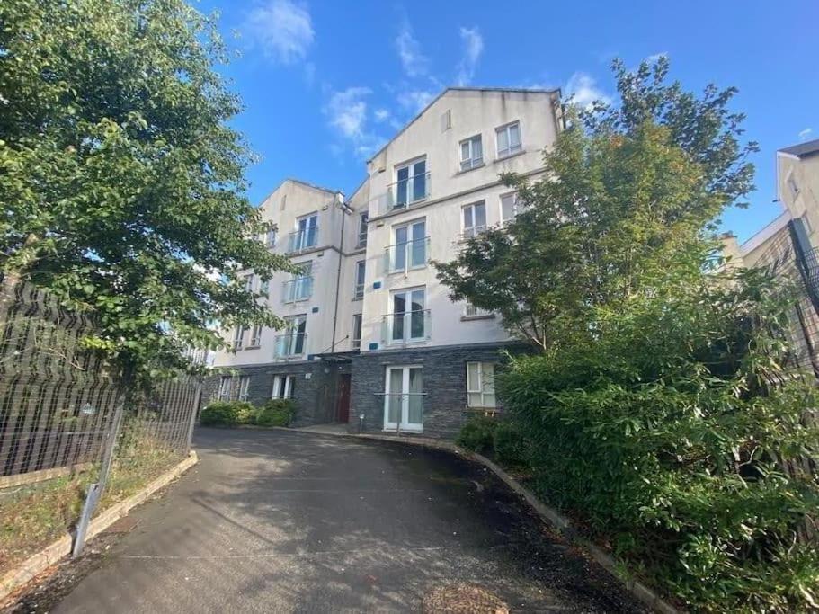 Artistic Stunning Apartment City View Londonderry Exteriér fotografie